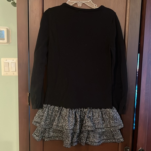 Two girls sweater dresses size 5 - Picture 8 of 8